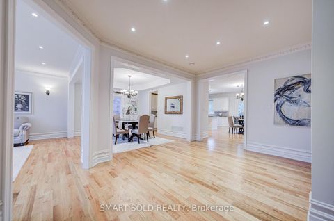 Photo 7 at 25 Oak Avenue, South Richvale, Richmond Hill
