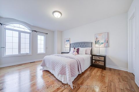 Photo 32 at 25 Oak Avenue, South Richvale, Richmond Hill