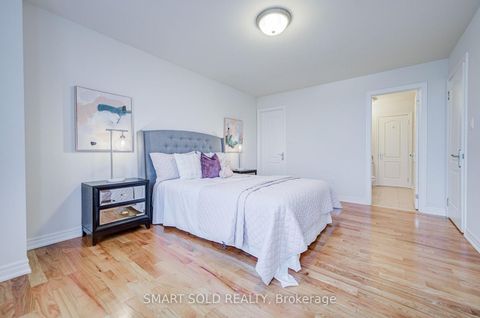 Photo 34 at 25 Oak Avenue, South Richvale, Richmond Hill