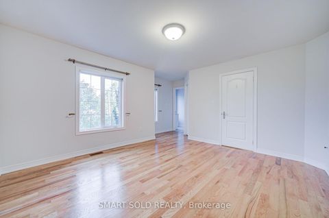 Photo 37 at 25 Oak Avenue, South Richvale, Richmond Hill