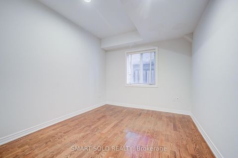 Photo 44 at 25 Oak Avenue, South Richvale, Richmond Hill