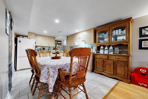 Photo 40 at 465 Maple Leaf Drive, Maple Leaf, Toronto