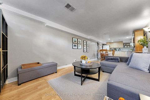Photo 43 at 465 Maple Leaf Drive, Maple Leaf, Toronto