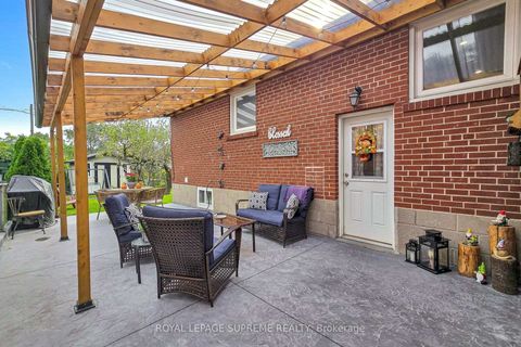 Photo 44 at 465 Maple Leaf Drive, Maple Leaf, Toronto