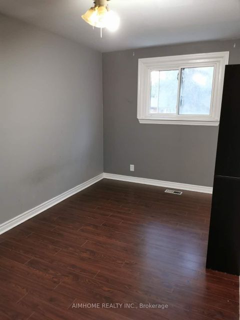 Photo 7 at 20 Lisburn Crescent, Don Valley Village, Toronto