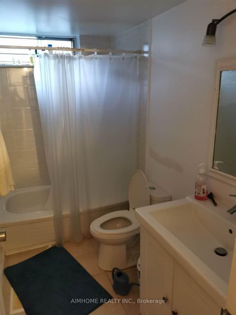 Photo 13 at 20 Lisburn Crescent, Don Valley Village, Toronto