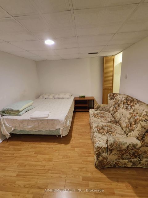 Photo 28 at 20 Lisburn Crescent, Don Valley Village, Toronto