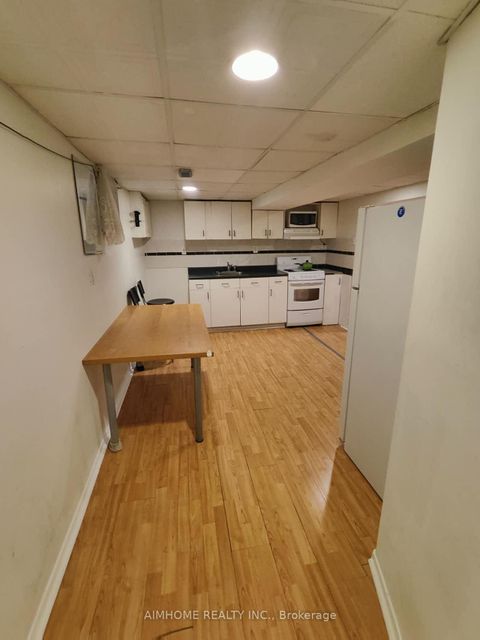 Photo 32 at 20 Lisburn Crescent, Don Valley Village, Toronto