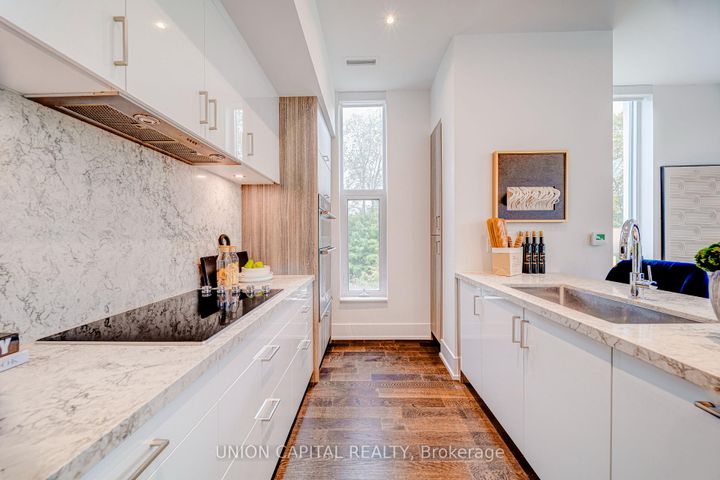 Photo 17 at 120 - 25 Adra Grado Way, Bayview Village, Toronto