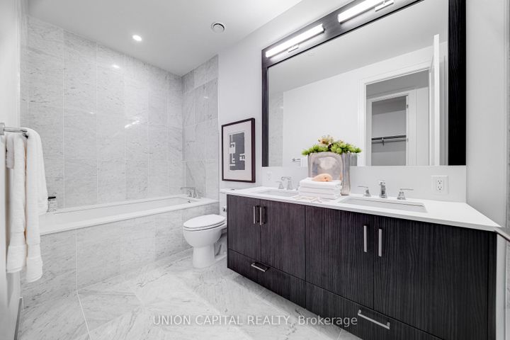 Photo 21 at 120 - 25 Adra Grado Way, Bayview Village, Toronto