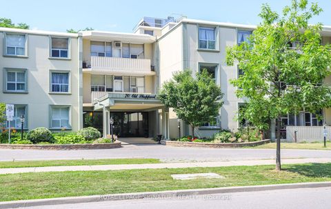 Photo 2 at 112 - 70 Old Sheppard Avenue, Pleasant View, Toronto