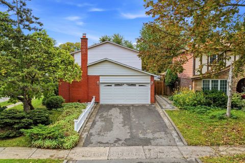 Photo 3 at 18 Dolan Gate, Don Valley Village, Toronto