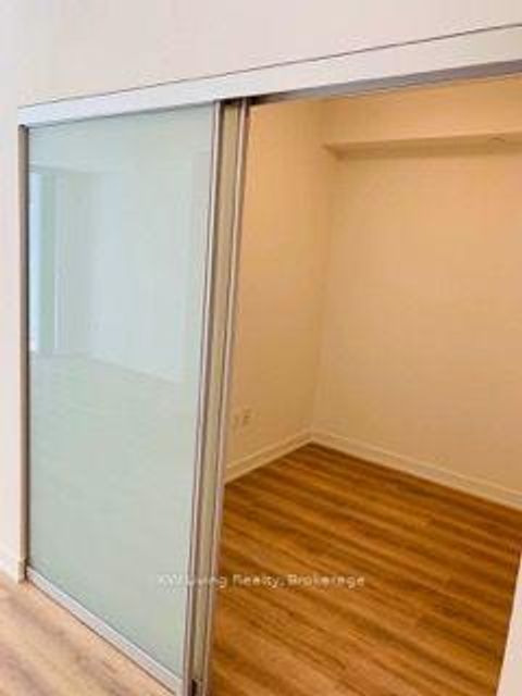Photo 5 at 609 - 15 Queens Quay E, Waterfront Communities C8, Toronto