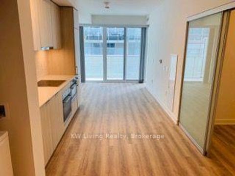 Photo 7 at 609 - 15 Queens Quay E, Waterfront Communities C8, Toronto