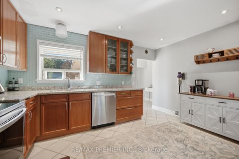 Photo 7 at 91 Wigmore Drive, Victoria Village, Toronto