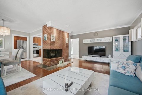 Photo 15 at 91 Wigmore Drive, Victoria Village, Toronto