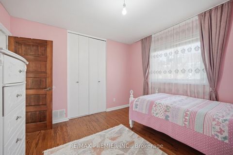 Photo 21 at 91 Wigmore Drive, Victoria Village, Toronto