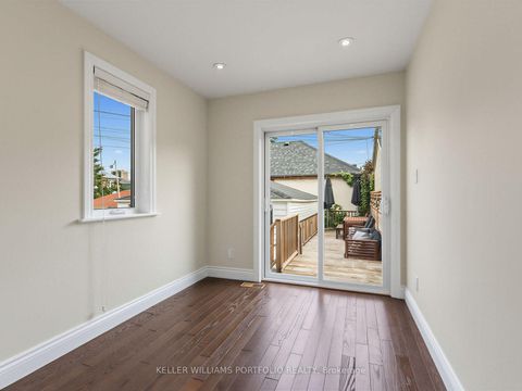 Photo 12 at 635 Glenholme Avenue, Oakwood Village, Toronto
