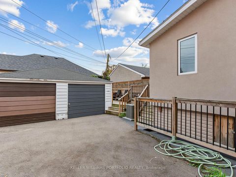 Photo 16 at 635 Glenholme Avenue, Oakwood Village, Toronto