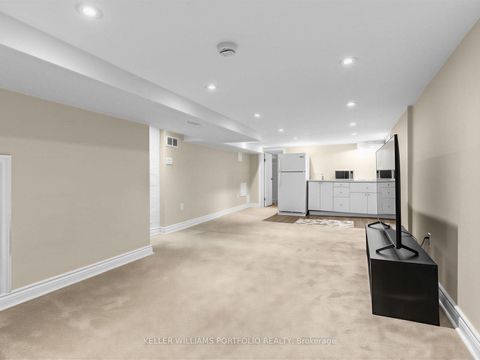 Photo 29 at 635 Glenholme Avenue, Oakwood Village, Toronto