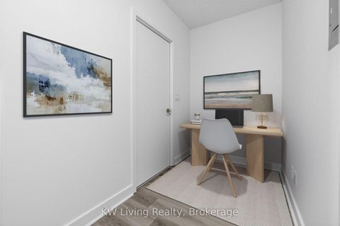 Photo 4 at 819 - 120 Dallimore Circle, Don Mills, Toronto