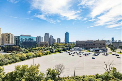 Photo 20 at 819 - 120 Dallimore Circle, Don Mills, Toronto
