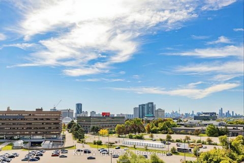 Photo 22 at 819 - 120 Dallimore Circle, Don Mills, Toronto