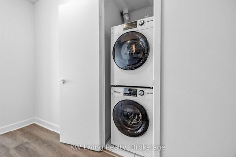 Photo 23 at 819 - 120 Dallimore Circle, Don Mills, Toronto