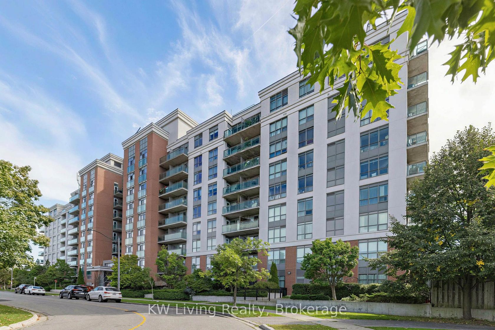 819 - 120 Dallimore Circle, Don Mills, Toronto 
