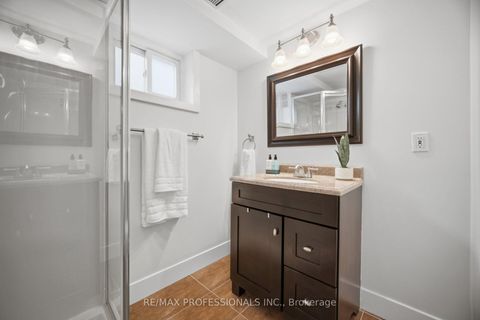 Photo 29 at 8 Beaverbrook Avenue, Rosethorn, Toronto