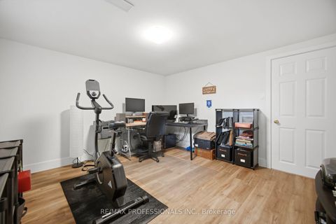 Photo 34 at 8 Beaverbrook Avenue, Rosethorn, Toronto