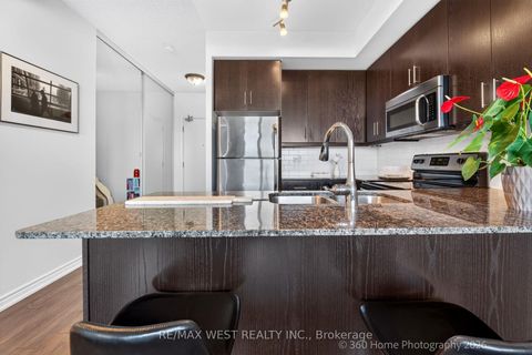 Photo 3 at 631 - 15 James Findlay Way, CFB, Toronto
