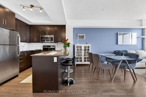 Photo 4 at 631 - 15 James Findlay Way, CFB, Toronto