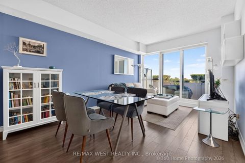 Photo 5 at 631 - 15 James Findlay Way, CFB, Toronto