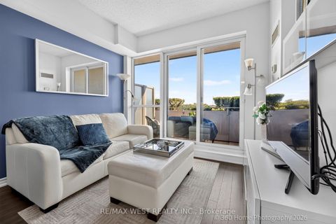 Photo 7 at 631 - 15 James Findlay Way, CFB, Toronto