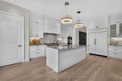 Photo 16 at 12 Mary Natasha Court, Kleinburg, Vaughan