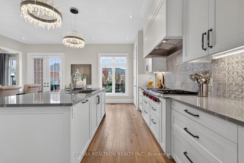 Photo 18 at 12 Mary Natasha Court, Kleinburg, Vaughan