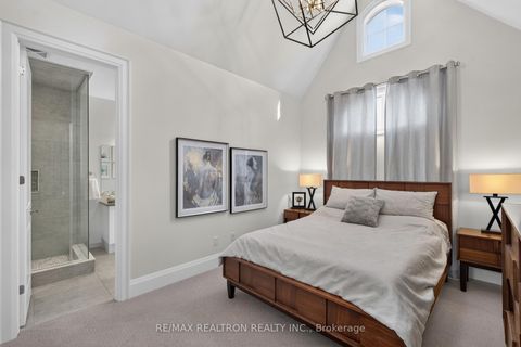 Photo 32 at 12 Mary Natasha Court, Kleinburg, Vaughan