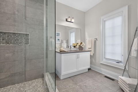 Photo 33 at 12 Mary Natasha Court, Kleinburg, Vaughan