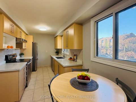 Photo 12 at 70 Spire Hillway Way, Hillcrest Village, Toronto