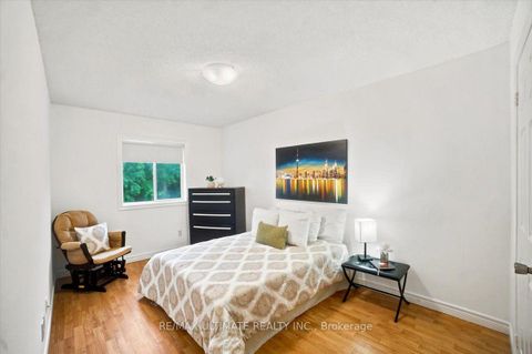 Photo 19 at 50 Sam Frustaglio Drive, Weston, Toronto