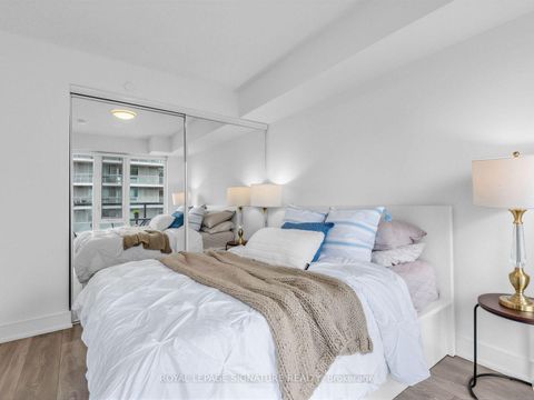 Photo 19 at 1204 - 89 Mcgill Street, Yonge Corridor, Toronto