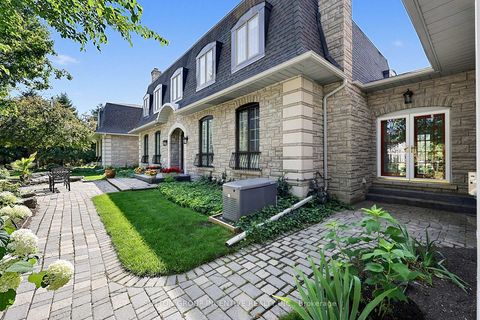 Photo 4 at 25 Bovair Trail, Bayview Southeast, Aurora