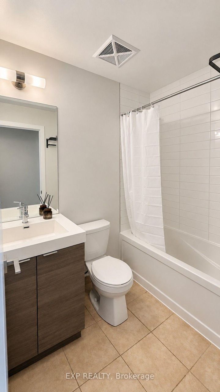 Photo 13 at 512 - 621 Sheppard Avenue E, Bayview Village, Toronto