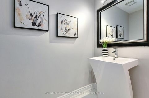 Photo 7 at 30 Gossamer Avenue, Newtonbrook East, Toronto
