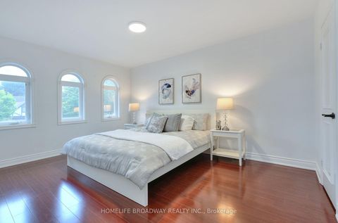 Photo 26 at 30 Gossamer Avenue, Newtonbrook East, Toronto