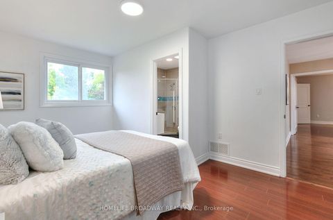 Photo 30 at 30 Gossamer Avenue, Newtonbrook East, Toronto