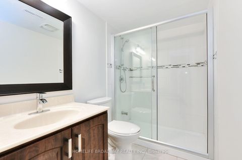 Photo 41 at 30 Gossamer Avenue, Newtonbrook East, Toronto