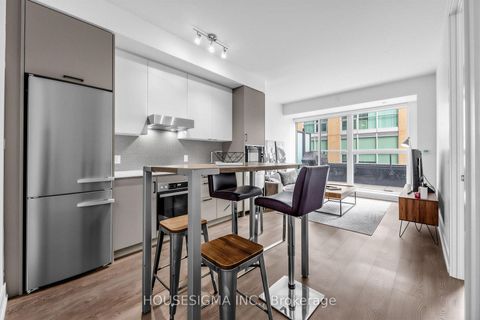Photo 6 at 310 - 11 Lillian Street, Mount Pleasant West, Toronto