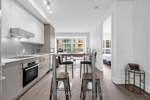 Photo 10 at 310 - 11 Lillian Street, Mount Pleasant West, Toronto